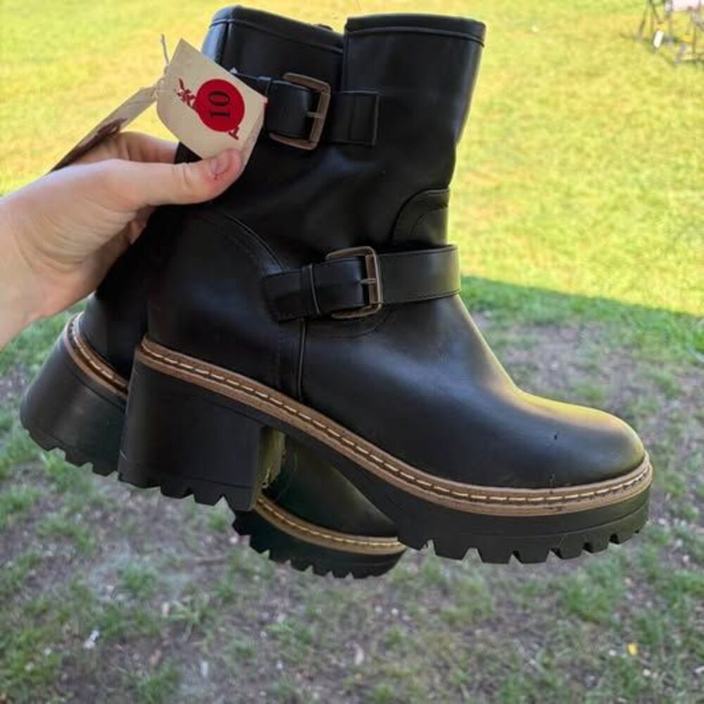 NEW Sincerely Jules Boots